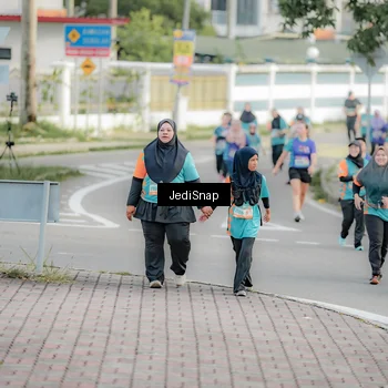 Runner Photo 8326034