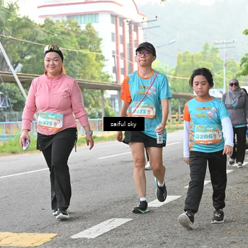 Runner Photo 8326035