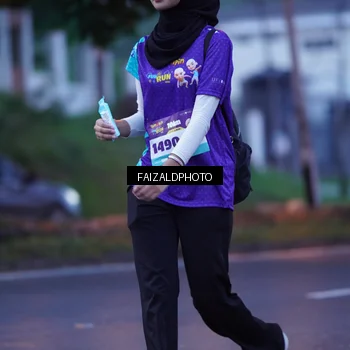 Runner Photo 8326037