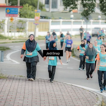 Runner Photo 8326039