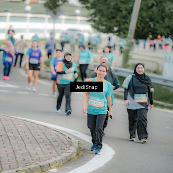 Runner Photo 8326049