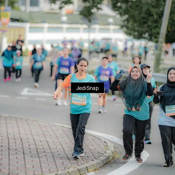 Runner Photo 8326052