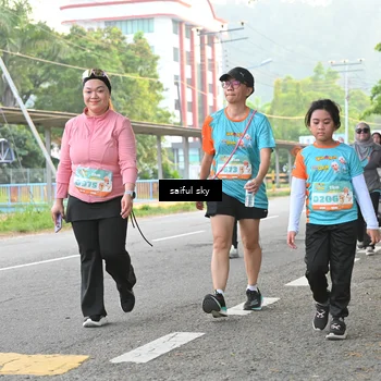 Runner Photo 8326058