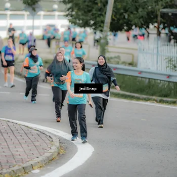 Runner Photo 8326072