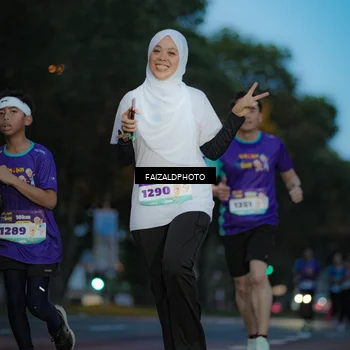 Runner Photo 8326082