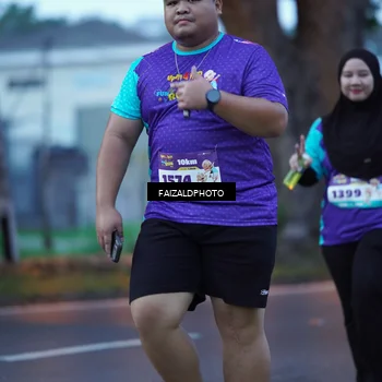 Runner Photo 8326083