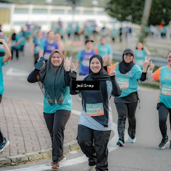 Runner Photo 8326087