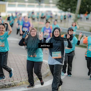 Runner Photo 8326098