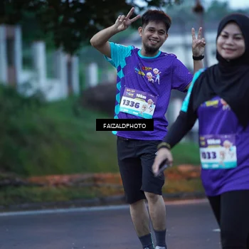 Runner Photo 8326103