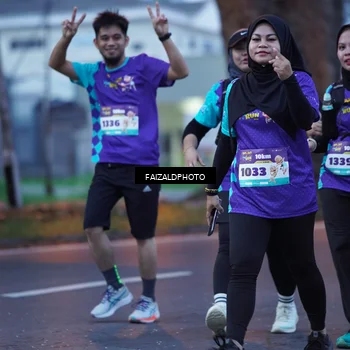 Runner Photo 8326107