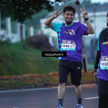 Runner Photo 8326108
