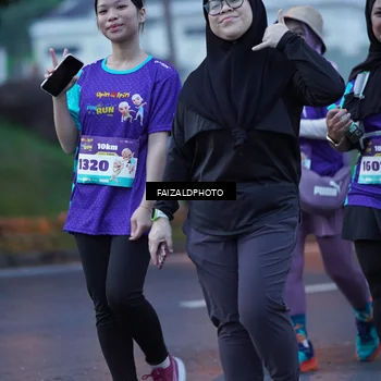 Runner Photo 8326113