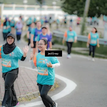 Runner Photo 8326116