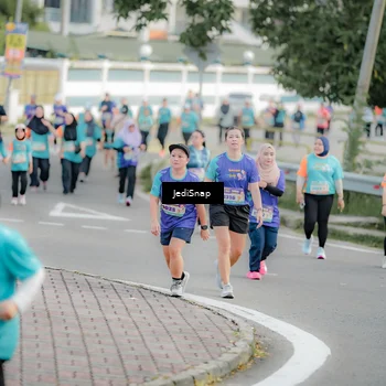 Runner Photo 8326123