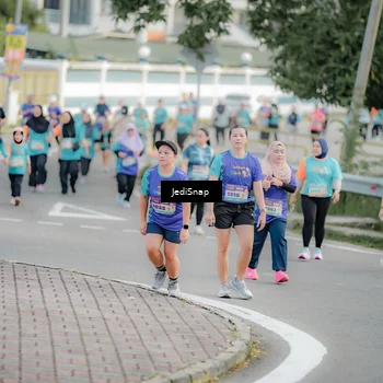 Runner Photo 8326133