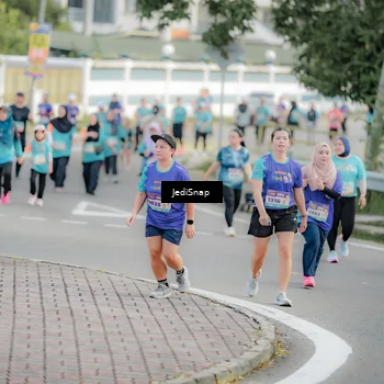 Runner Photo 8326144