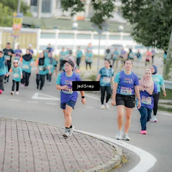 Runner Photo 8326148