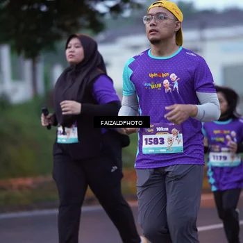 Runner Photo 8326173
