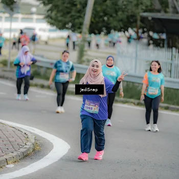 Runner Photo 8326188