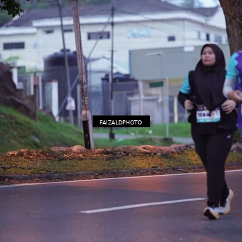Runner Photo 8326191