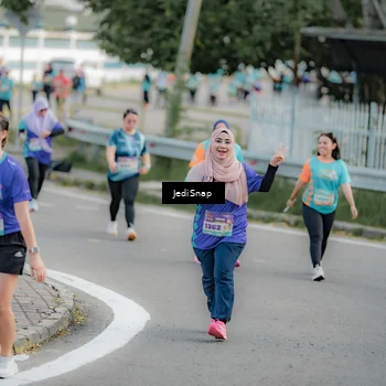 Runner Photo 8326192