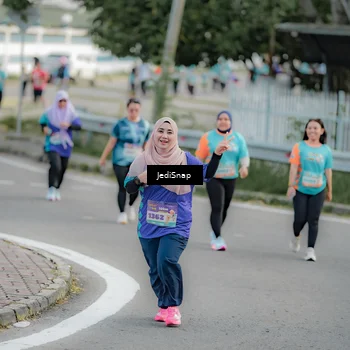 Runner Photo 8326204