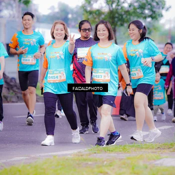 Runner Photo 8326212