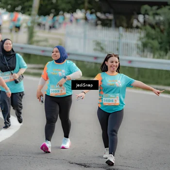 Runner Photo 8326227