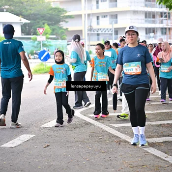 Runner Photo 8326231
