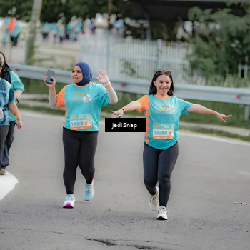 Runner Photo 8326234