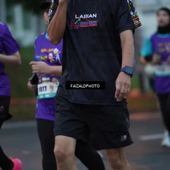 Runner Photo 8326236