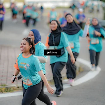 Runner Photo 8326255