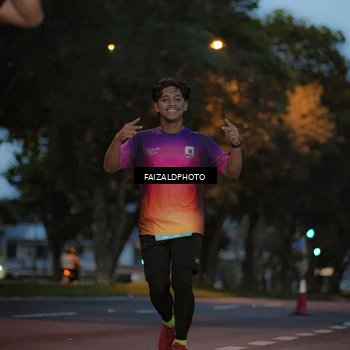 Runner Photo 8326257