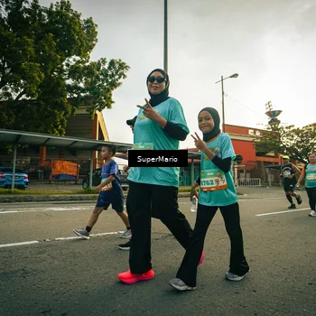 Runner Photo 8326263