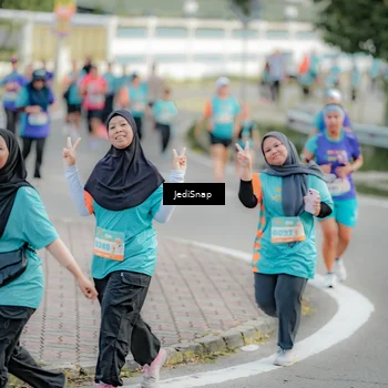 Runner Photo 8326269