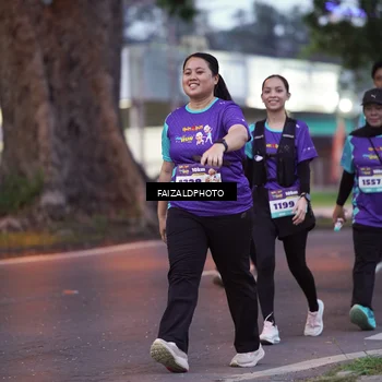 Runner Photo 8326273