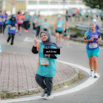 Runner Photo 8326274
