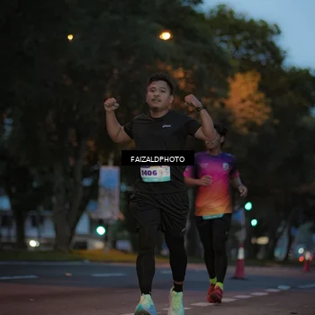 Runner Photo 8326280