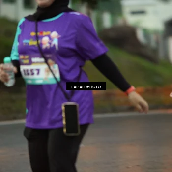Runner Photo 8326281