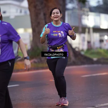 Runner Photo 8326284