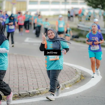 Runner Photo 8326285