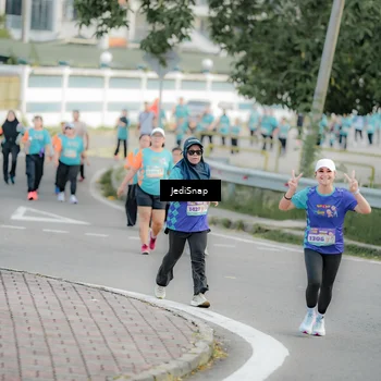 Runner Photo 8326305