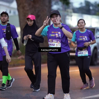Runner Photo 8326313