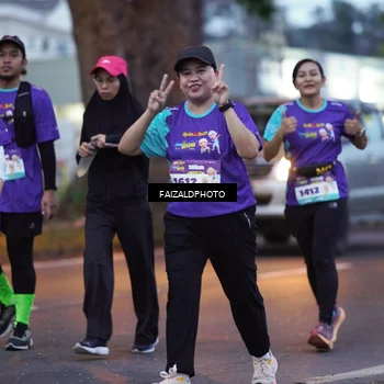 Runner Photo 8326314