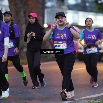Runner Photo 8326318