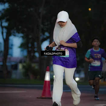 Runner Photo 8326350