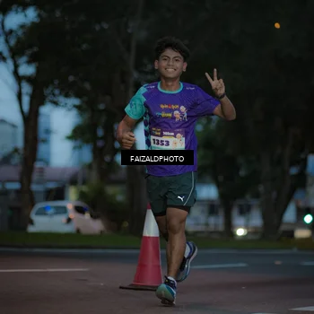 Runner Photo 8326352