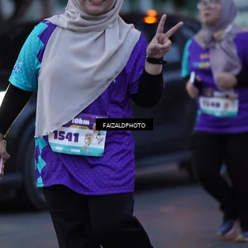 Runner Photo 8326353