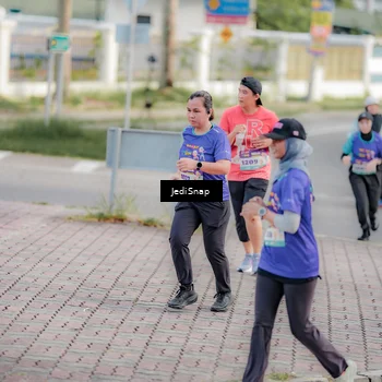 Runner Photo 8326385