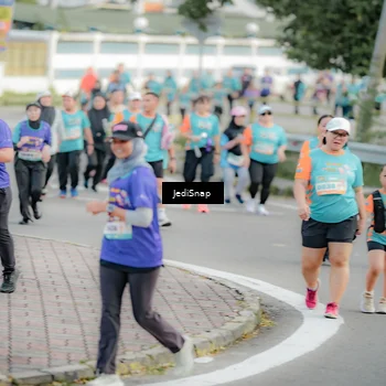 Runner Photo 8326397